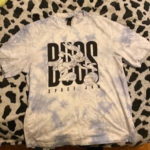 Bugs Bunny Space Jam Tshirt Size: Medium